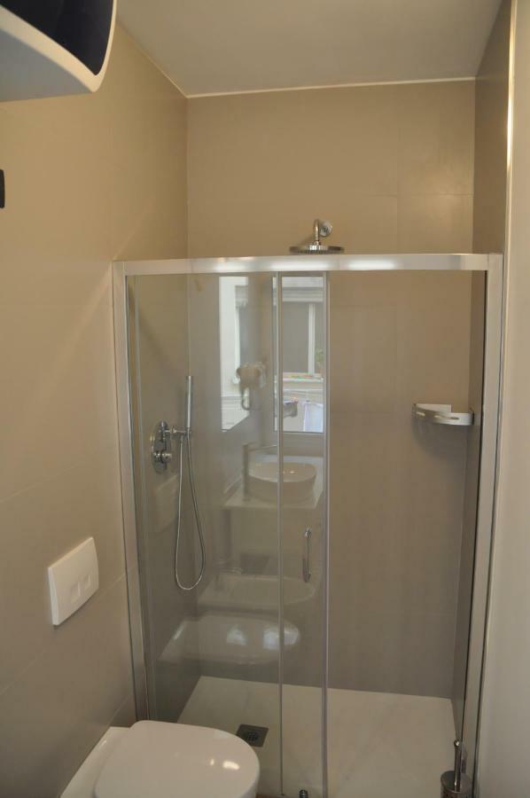 Eva Luxury Rooms Cagliari Buitenkant foto