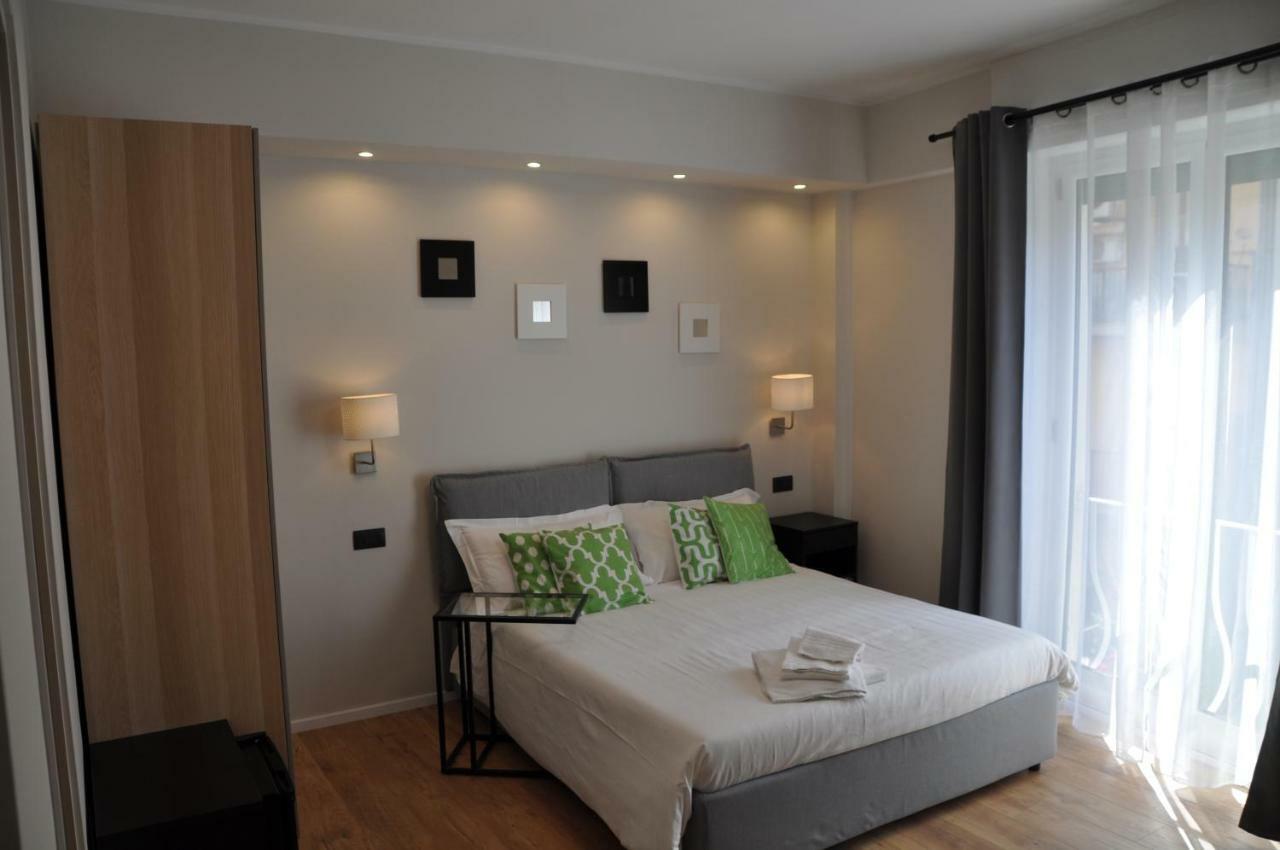 Eva Luxury Rooms Cagliari Buitenkant foto
