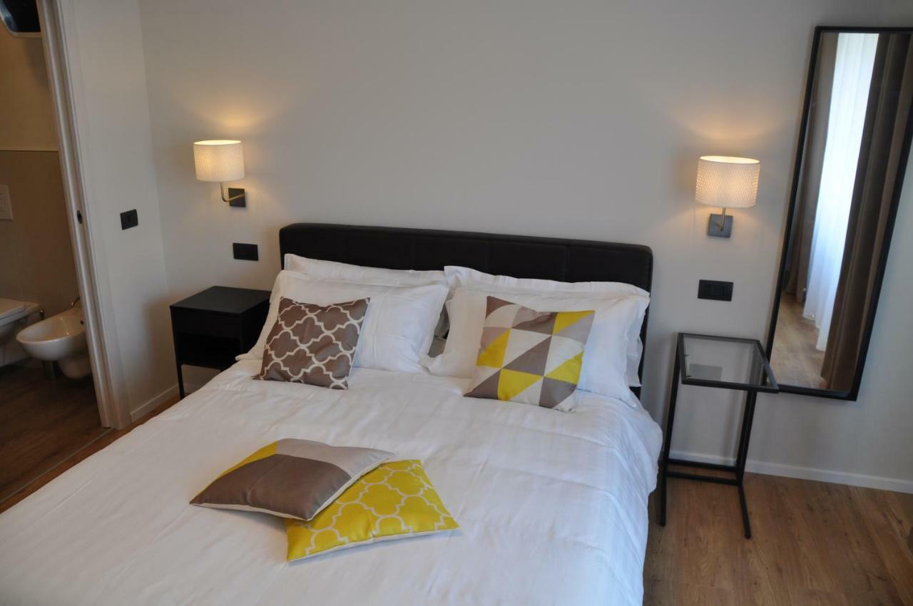 Eva Luxury Rooms Cagliari Buitenkant foto