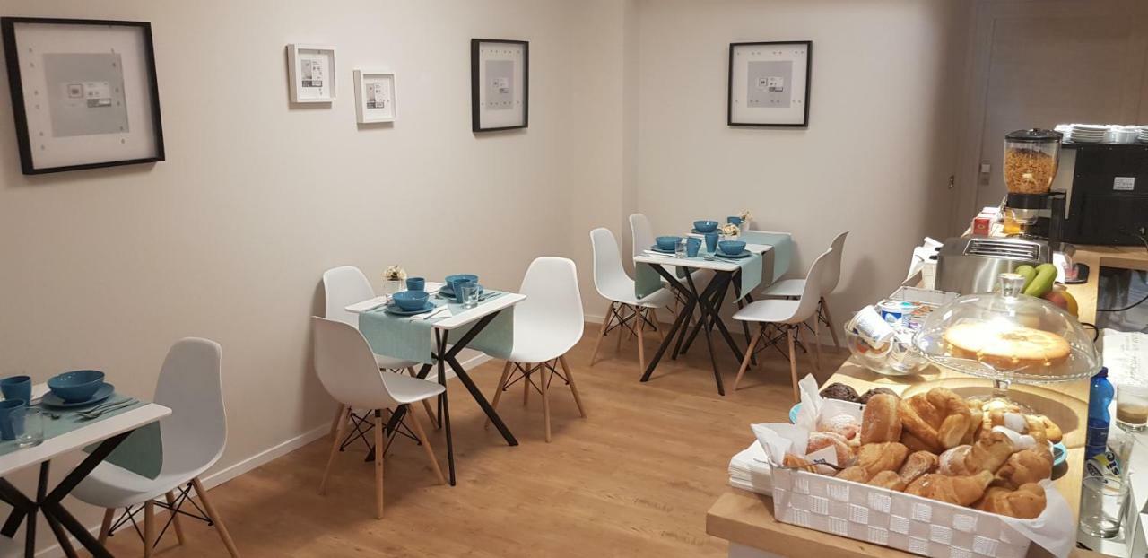 Eva Luxury Rooms Cagliari Buitenkant foto