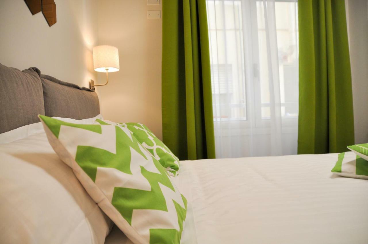 Eva Luxury Rooms Cagliari Buitenkant foto